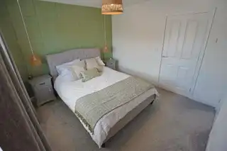 8 Moss LaneImage 31