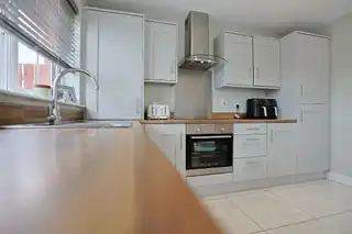 56 Parsons GateImage 29
