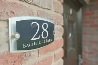 28 Bachelors ParkImage 5