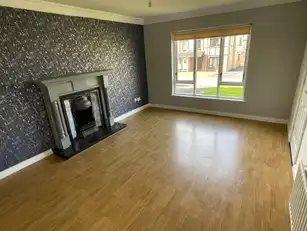 15 Westbury GardensImage 3