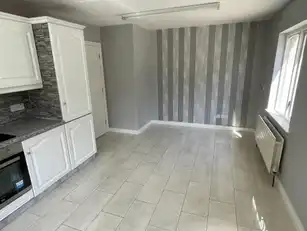 15 Westbury GardensImage 5