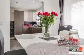 92 Brookfield AvenueImage 14