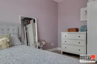 2 Henrys PlaceImage 18