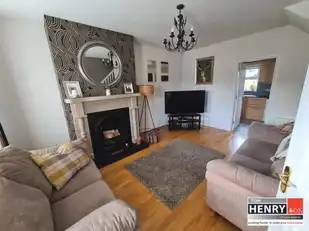 24 Oakwood ManorImage 3