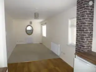 Flat 1 LarneImage 8