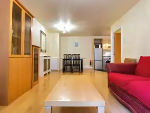 Apt 20 38 Alfred StreetImage 2