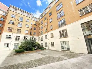 Apt 20 38 Alfred StreetImage 12