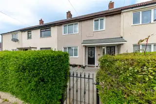 Image 1 for 19 Hillmount Gardens