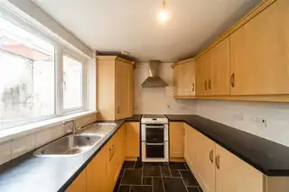 25 Woodcot AvenueImage 8