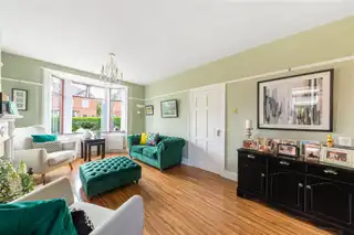 8 Grangeville GardensImage 4