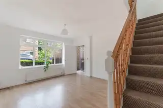 9 Glenburn ManorImage 6