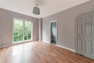 Apt 35 Lagmore GlenImage 16