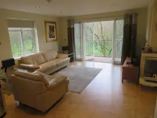 45 Glenburn ManorImage 2