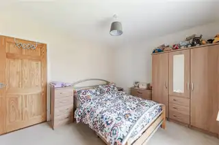 82 Sunnyhill ParkImage 9