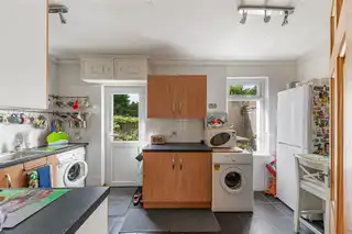 82 Sunnyhill ParkImage 6