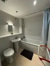 211 College Court CentralImage 9