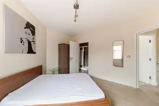 Apt 5 Tivoli CourtImage 15