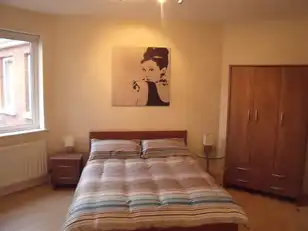 Apt 5 Tivoli CourtImage 6
