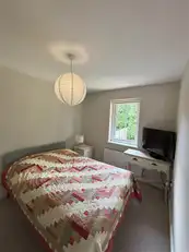 5 Linen MewsImage 6