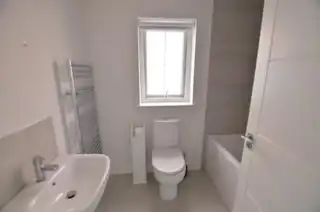 28 Atherton SquareImage 15