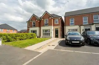 28 Atherton SquareImage 2