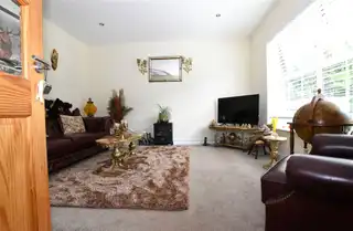 21 South Street MewsImage 7