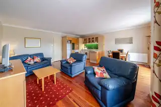 103 Harbour MillImage 5