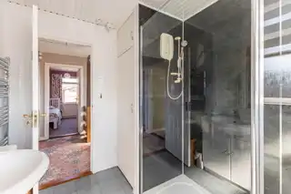 18 Lombard ParkImage 17