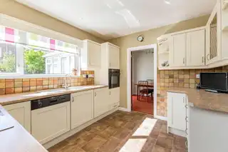 18 Lombard ParkImage 11