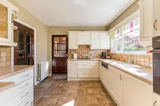 18 Lombard ParkImage 12