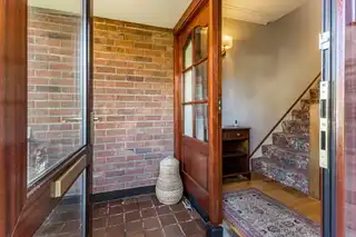 18 Lombard ParkImage 2