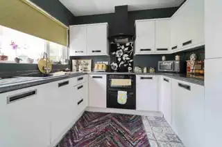 8 Lansdowne ParkImage 6
