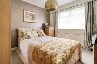 8 Lansdowne ParkImage 7