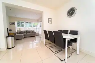 11 Meadow GreenImage 8