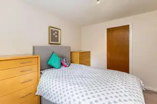 44 Woodview CrescentImage 12