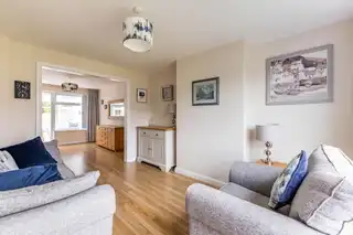 44 Woodview CrescentImage 4