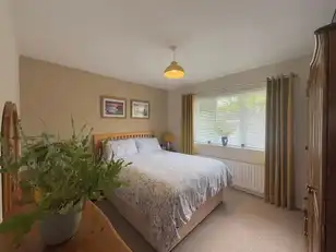 3 Downview CrescentImage 20