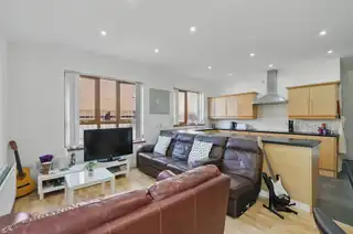 9 Haddington GardensImage 9
