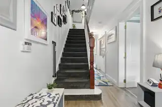 2B Wilshire DriveImage 4