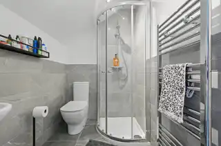 10 Rosepark GardensImage 19