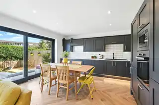 62 Earlswood RoadImage 8