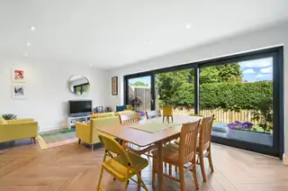 62 Earlswood RoadImage 11