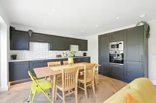 62 Earlswood RoadImage 9