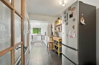 27 Sandhill GardensImage 11