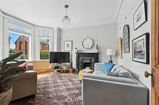27 Sandhill GardensImage 7