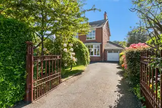 21 Castlehill RoadImage 36