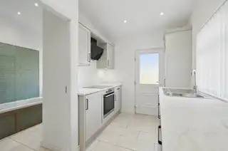 39 Hazelbrook AvenueImage 8