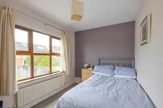 23 Aston GardensImage 17