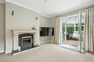Apt 2 Knockdene ManorImage 6