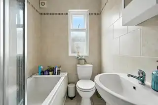 68 Fernwood StreetImage 12
